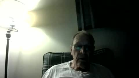 Snapshot of willnedoher chatting on 06.12.26 Willhedoher online show from 06.12.26