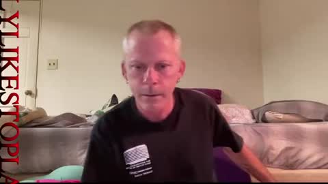 Snapshot of willylikestoplay74 chatting on 07.12.26 Twisted Will online show from 07.12.26