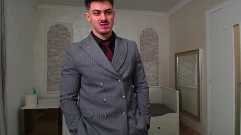 Snapshot of wilsonjules chatting on 01.25.25 WilsonJules online show from 01.25.25