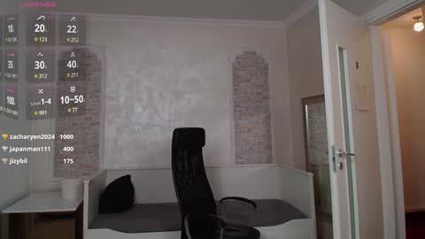 Snapshot of wilsonjules chatting on 01.31.25 WilsonJules online show from 01.31.25