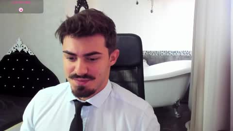 Snapshot of wilsonjules chatting on 10.05.25 WilsonJules online show from 10.05.25