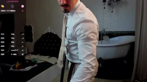 Snapshot of wilsonjules chatting on 10.12.25 WilsonJules online show from 10.12.25