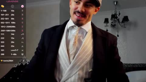 Snapshot of wilsonjules chatting on 10.13.25 WilsonJules online show from 10.13.25