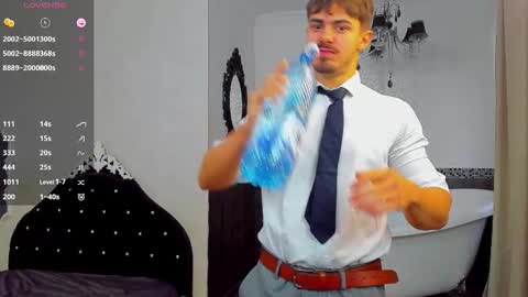 Snapshot of wilsonjules chatting on 10.22.25 WilsonJules online show from 10.22.25