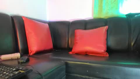 Snapshot of winderling chatting on 11.14.25 winderling online show from 11.14.25