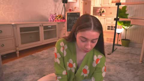 Lillian online show from 04.14.26