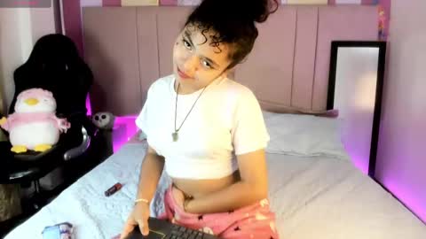  Winnifer Gonzalez  online show from 03.08.25