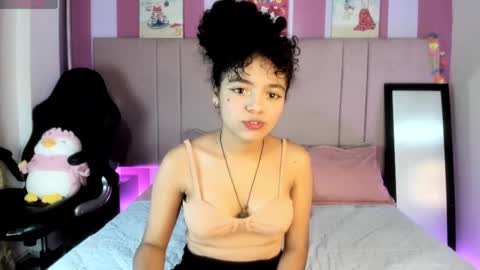  Winnifer Gonzalez  online show from 03.12.25