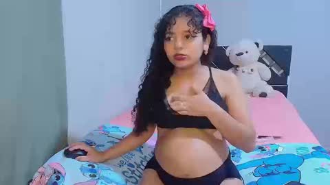  Winnifer Gonzalez  online show from 09.12.25