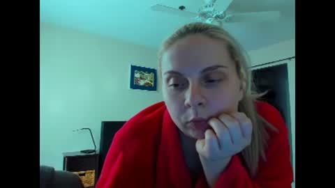 Snapshot of winter_miracle chatting on 03.01.26 Winter Miracle online show from 03.01.26