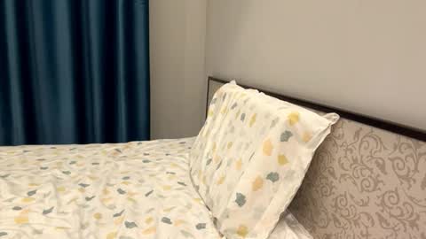 Amina online show from 11.27.25