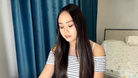 Amina online show from 12.22.25