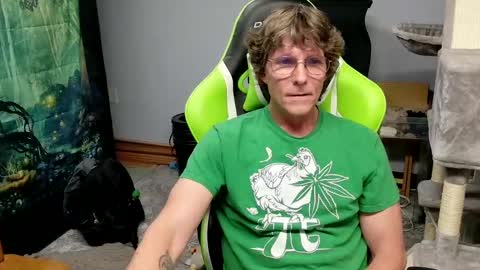 Snapshot of wirehead1970 chatting on 09.20.25 wirehead1970 online show from 09.20.25