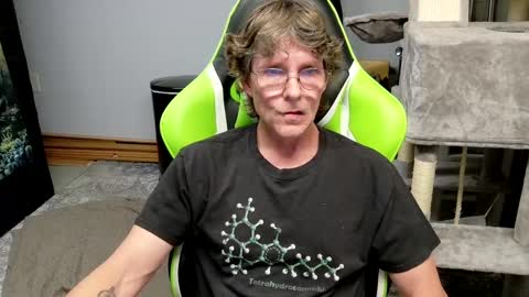 Snapshot of wirehead1970 chatting on 09.27.25 wirehead1970 online show from 09.27.25