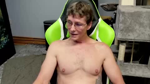 Snapshot of wirehead1970 chatting on 09.28.25 wirehead1970 online show from 09.28.25