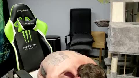 Snapshot of wirehead1970 chatting on 10.08.25 wirehead1970 online show from 10.08.25