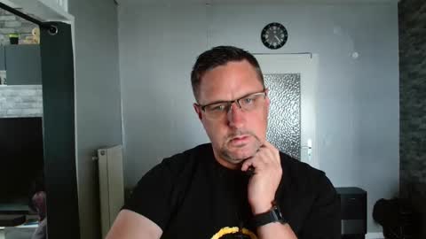 Snapshot of wirzwei8883 chatting on 05.03.26 Dirty online show from 05.03.26