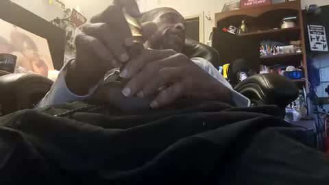 Snapshot of wiseguy2use chatting on 01.22.25 Cat Daddy online show from 01.22.25