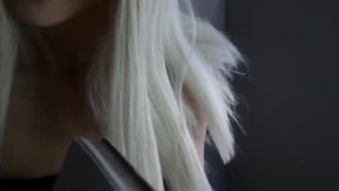 Snapshot of wishgoddes chatting on 10.22.25 WishGoddes online show from 10.22.25