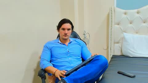 Wiston online show from 02.03.26