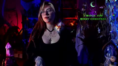 Snapshot of witch_fiona chatting on 12.30.24 Goddess of two strapons - Mr. long Don Mr. Pinky online show from 12.30.24
