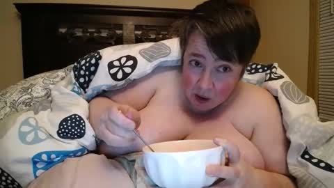 Annie online show from 02.04.26