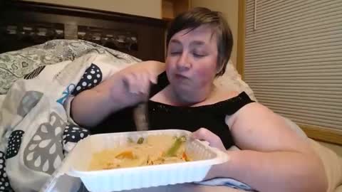 Annie online show from 02.26.26