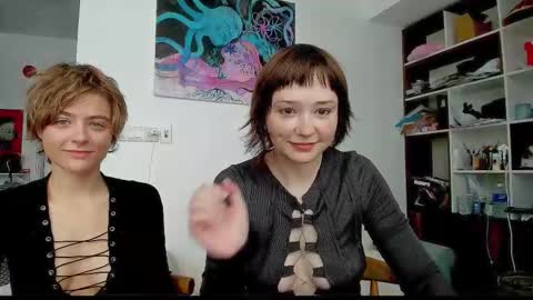 Snapshot of witches_curves chatting on 02.10.26 Nemo online show from 02.10.26
