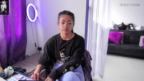 Snapshot of witchofhearts chatting on 12.21.24 Luna Violeta A r t i s t online show from 12.21.24