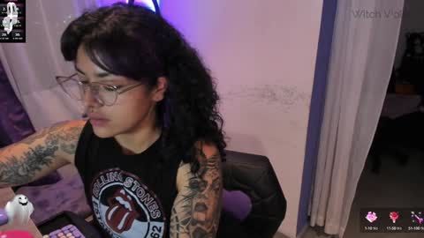 Snapshot of witchofhearts chatting on 01.09.25 Luna Violeta A r t i s t online show from 01.09.25
