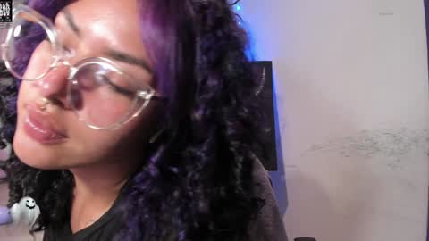 Snapshot of witchofhearts chatting on 02.07.25 Luna Violeta A r t i s t online show from 02.07.25