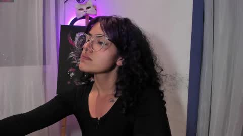 Snapshot of witchofhearts chatting on 02.09.25 Luna Violeta A r t i s t online show from 02.09.25