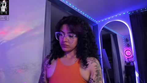 Snapshot of witchofhearts chatting on 03.02.25 Luna Violeta A r t i s t online show from 03.02.25