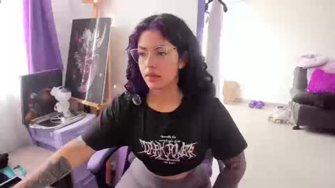 Snapshot of witchofhearts chatting on 09.08.25 Luna Violeta A r t i s t online show from 09.08.25