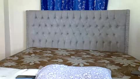 Snapshot of wizzia_khalifa chatting on 12.26.24 girlie o online show from 12.26.24