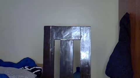 Snapshot of wizzia_khalifa chatting on 01.28.25 girlie o online show from 01.28.25