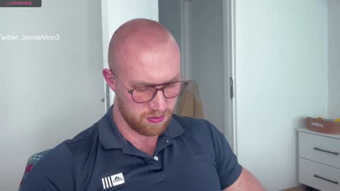 Snapshot of wlademarbergs chatting on 01.05.25 Wlademar online show from 01.05.25