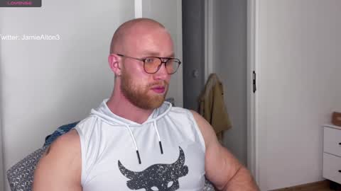 Snapshot of wlademarbergs chatting on 01.07.25 Wlademar online show from 01.07.25