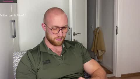 Snapshot of wlademarbergs chatting on 01.08.25 Wlademar online show from 01.08.25