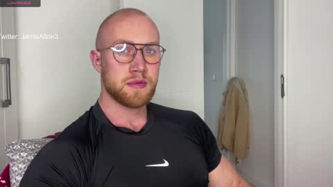 Snapshot of wlademarbergs chatting on 01.19.25 Wlademar online show from 01.19.25