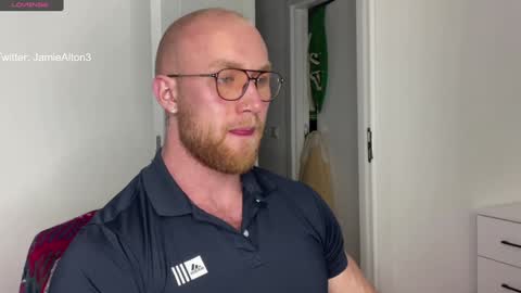 Snapshot of wlademarbergs chatting on 01.21.25 Wlademar online show from 01.21.25
