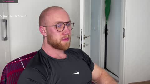 Snapshot of wlademarbergs chatting on 01.26.25 Wlademar online show from 01.26.25