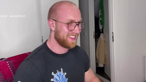 Snapshot of wlademarbergs chatting on 01.29.25 Wlademar online show from 01.29.25