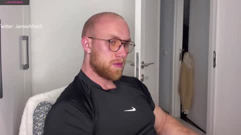 Snapshot of wlademarbergs chatting on 02.01.25 Wlademar online show from 02.01.25