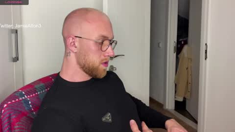 Snapshot of wlademarbergs chatting on 02.03.25 Wlademar online show from 02.03.25