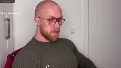 Snapshot of wlademarbergs chatting on 02.14.25 Wlademar online show from 02.14.25
