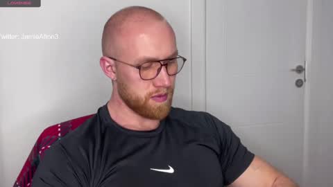 Snapshot of wlademarbergs chatting on 03.02.25 Wlademar online show from 03.02.25