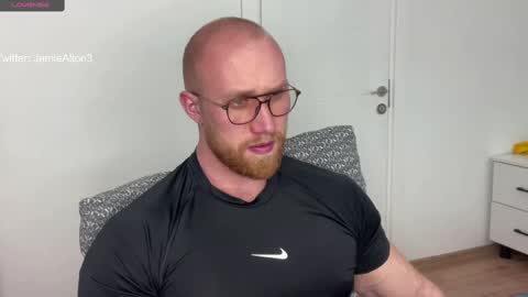 Snapshot of wlademarbergs chatting on 03.07.25 Wlademar online show from 03.07.25