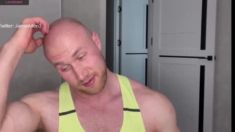 Snapshot of wlademarbergs chatting on 09.22.25 Wlademar online show from 09.22.25