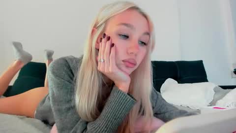 wladilia online show from 09.20.25